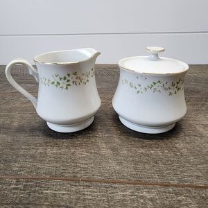 EKCO Eterna "Spring Meadow" Cream and Covered Sugar Set Japan County Cottage